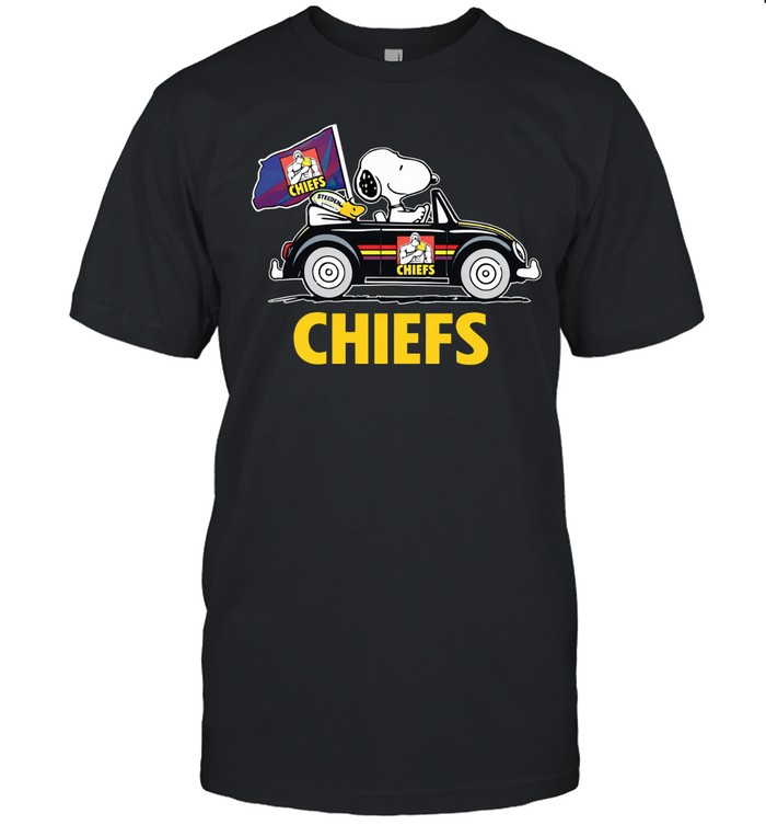 Snoopy and Woodstock driving car cheering for Gallagher Chiefs Unisex T-Shirt