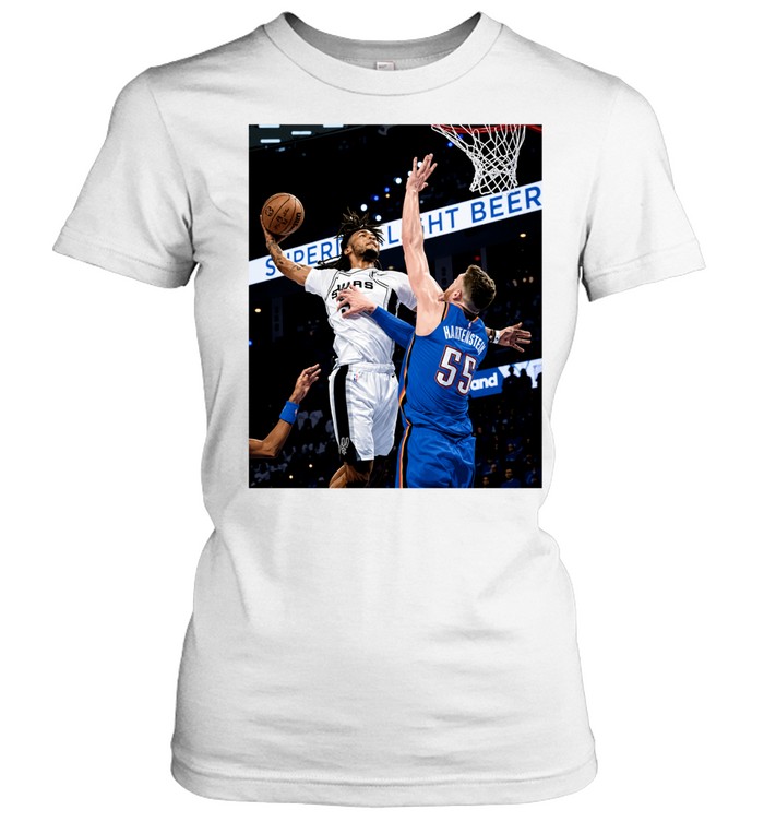 Castle Spurs Dunk In Front Isaiah Hartenstein Women T-Shirt