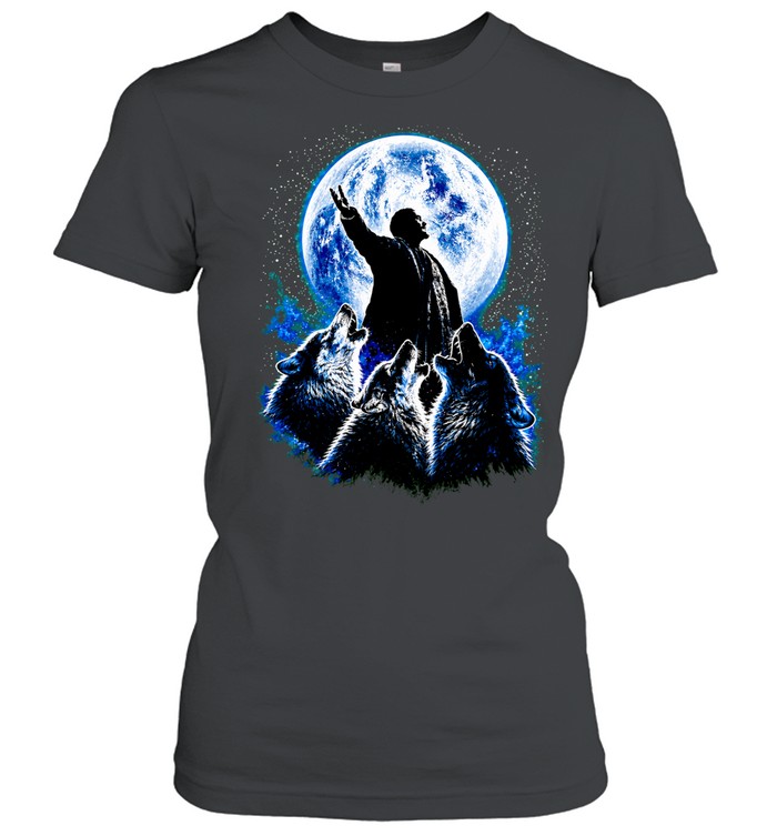 Vladimir Lenin moon speaker howling wolves Women T-Shirt