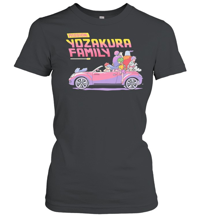 Yozakura Family Mission group car Women T-Shirt