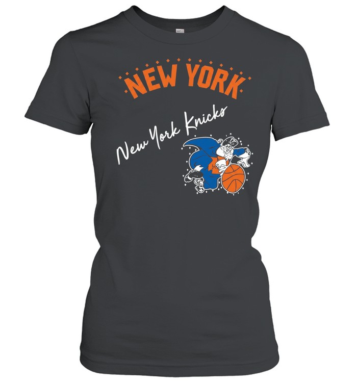 New York Knicks bulldog cape mascot dunking illustration Women T-Shirt
