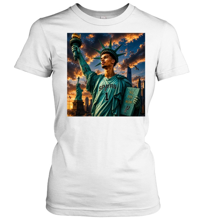 Statue of Liberty San Antonio Spurs New York City Women T-Shirt
