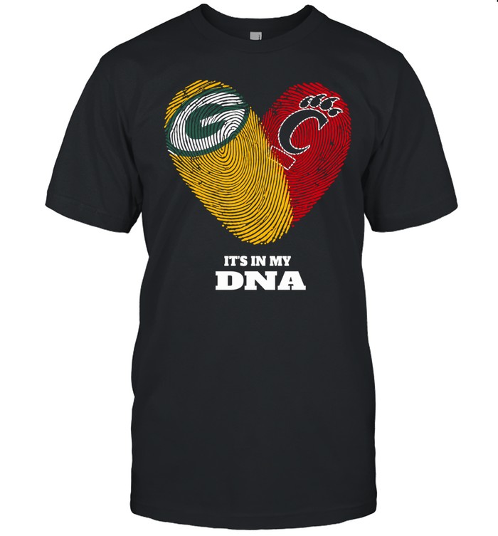 Green Bay Packers and Cincinnati Bearcats It’s in My DNA Fingerprints Heart Love Fans Unisex T-Shirt