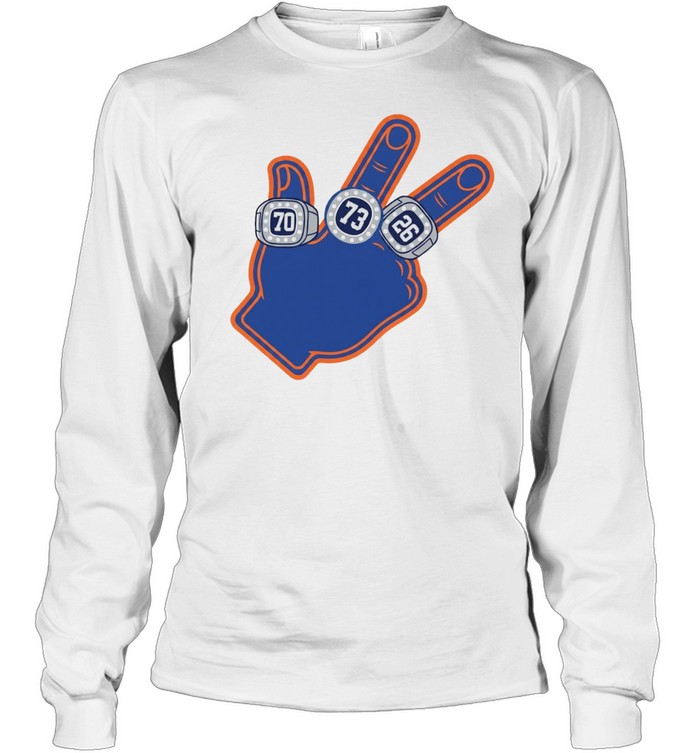 New York Knicks three point foam finger 1970 1973 2026 rings Long Sleeve Tee